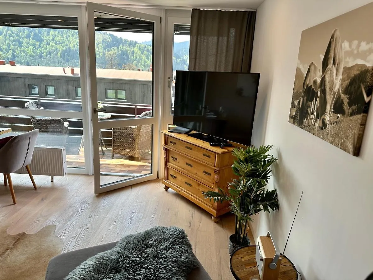 Apartment Traumblick Zum See - Stylisch-Modern Und Ganz Nah Am Mehr ! Schliersee 0*,  Germany
