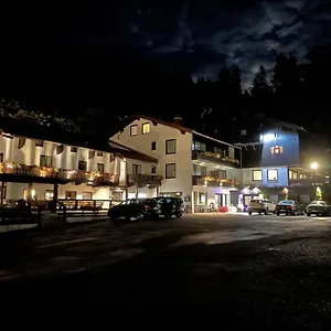 Gundl Alm Hotel